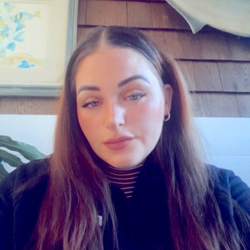 Meet your Posher, Ariana